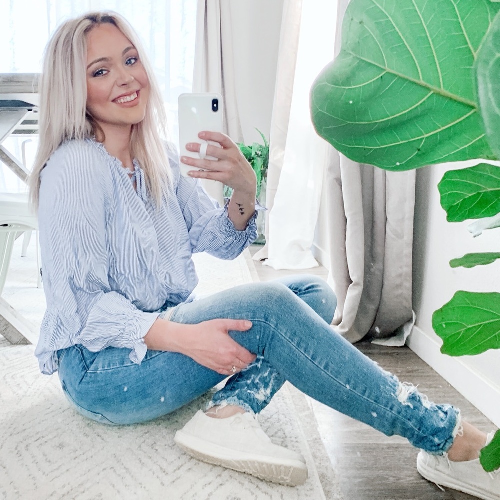 Meet your Posher, Karlie